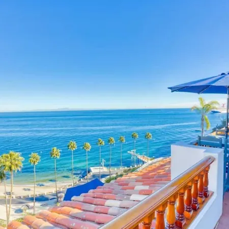 Catalina Island Getaway With 6 Seat Golf Cart Ac Apartment